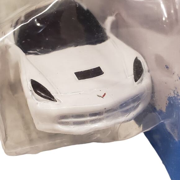 Corvette Metal Die Cast Car Maisto Fresh Metal 100 Collection Speed & Sport 2208 - Picture 4 of 8